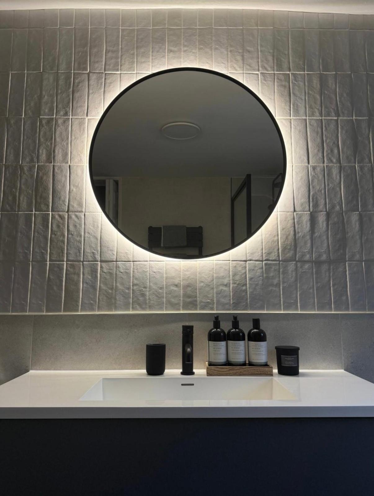 Modern 2 Bed House In Rainham, Kent - Central Location Rainham  Kültér fotó
